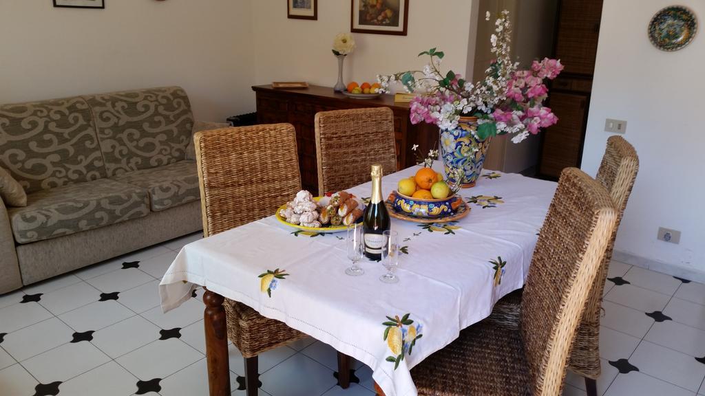 Villa Carmelas Ταορμίνα Δωμάτιο φωτογραφία