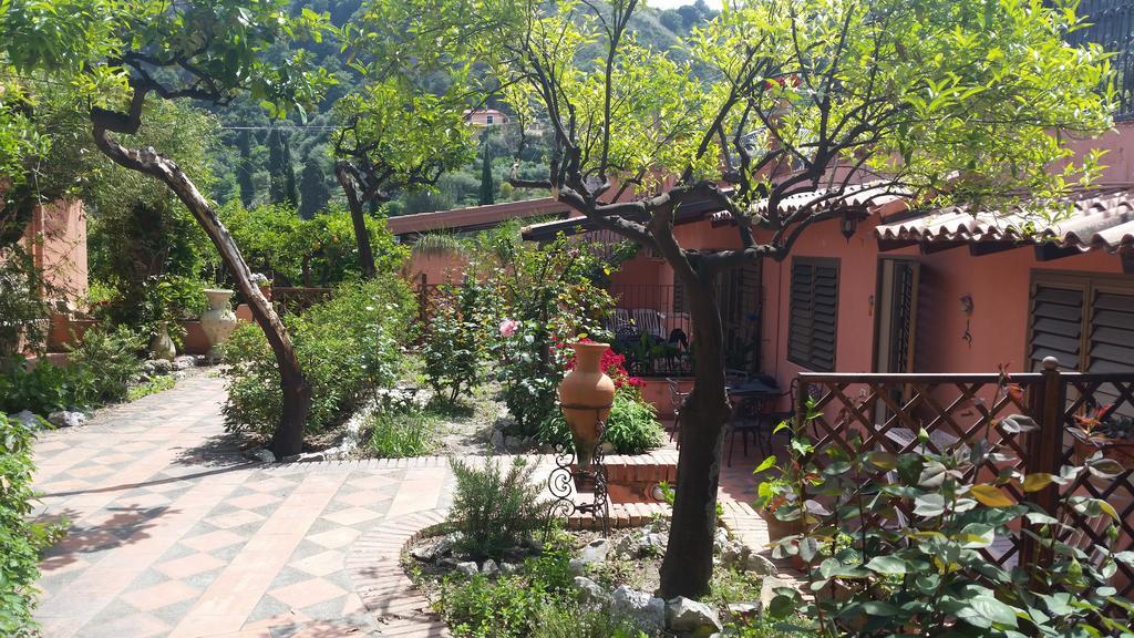 Villa Carmelas Ταορμίνα Εξωτερικό φωτογραφία